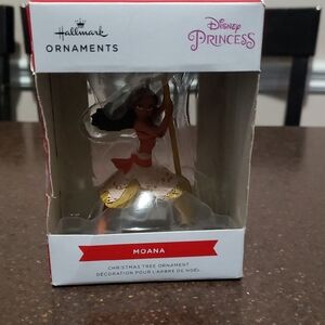 🌲DISNEY Hallmark MOANA with Her Oar/Paddle Christmas Tree Ornament 4” New Resin